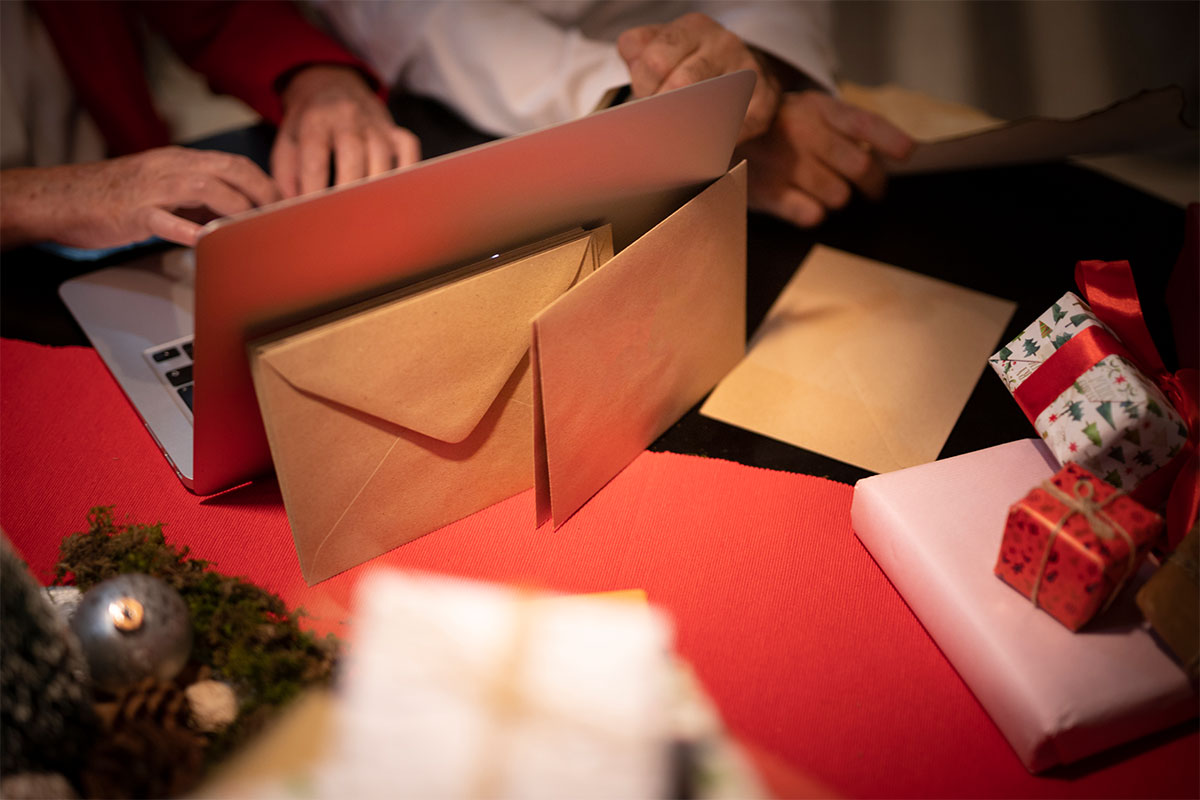 Deadlines – Send Your Parcel by December 1 to Ensure It Arrives in Time for Christmas